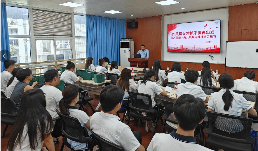 锤炼作风守初心，笃定信念启新程——​伟德国际1946官网开展毕业生党员座谈会