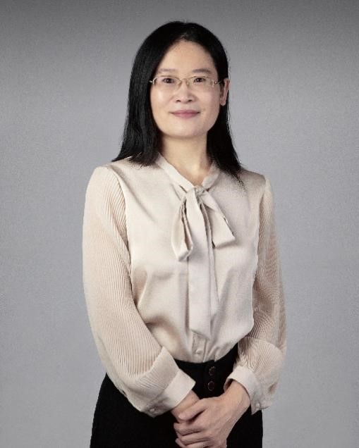 公司党委委员，副经理黄雪